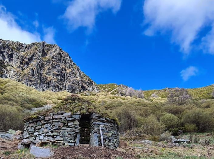 chozo y peñona urdiales